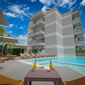 4* Ξενοδοχείο Heksamil
